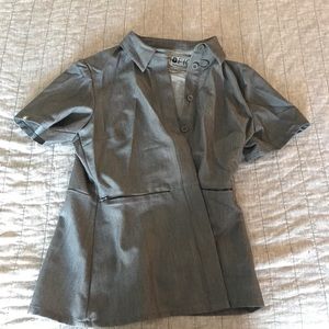 LE Figs graphite scrub top with buttons XS